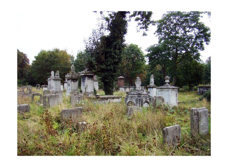 Tower Hamlets or Bow Cemetery, photographed in 2007. Click to enlarge.